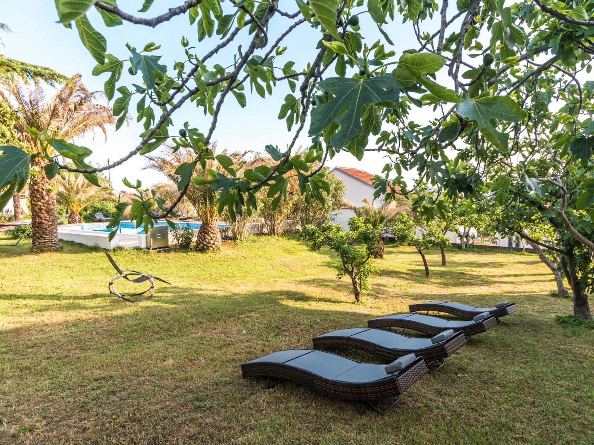 Scenic Holiday Home In Bibinje Near Sea Exteriér fotografie